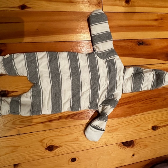 Burt’s Bee Baby organic cotton bunting - Picture 4 of 5